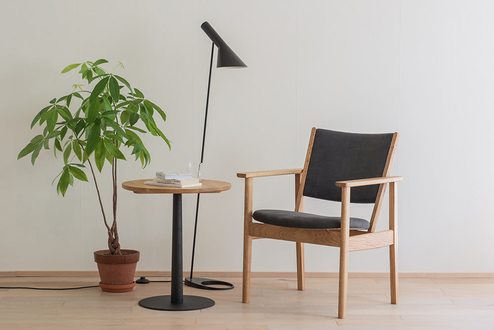 リビングチェアという居場所~LIM Living Chair