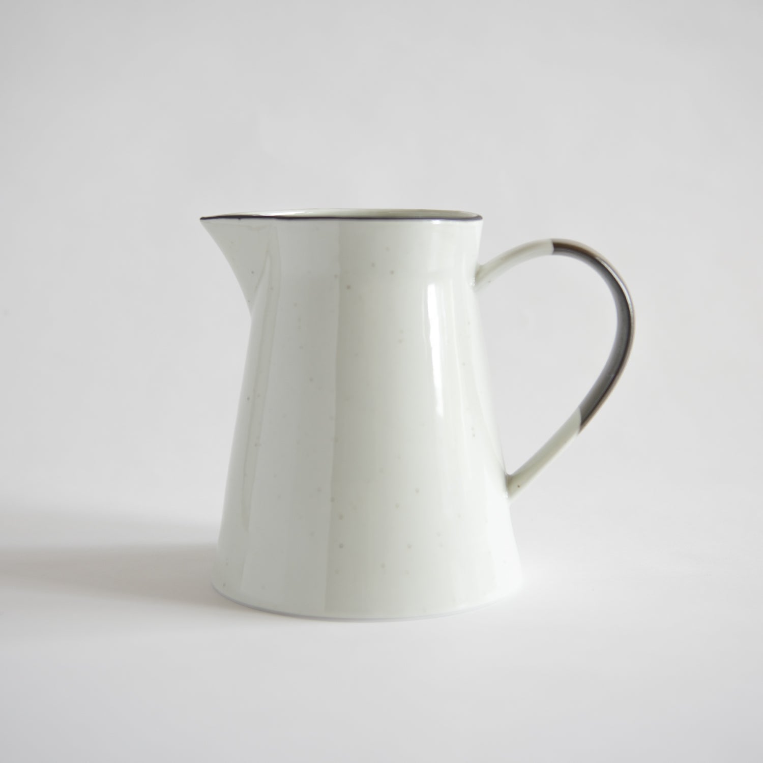 OVANAKER Milk Jug Brown