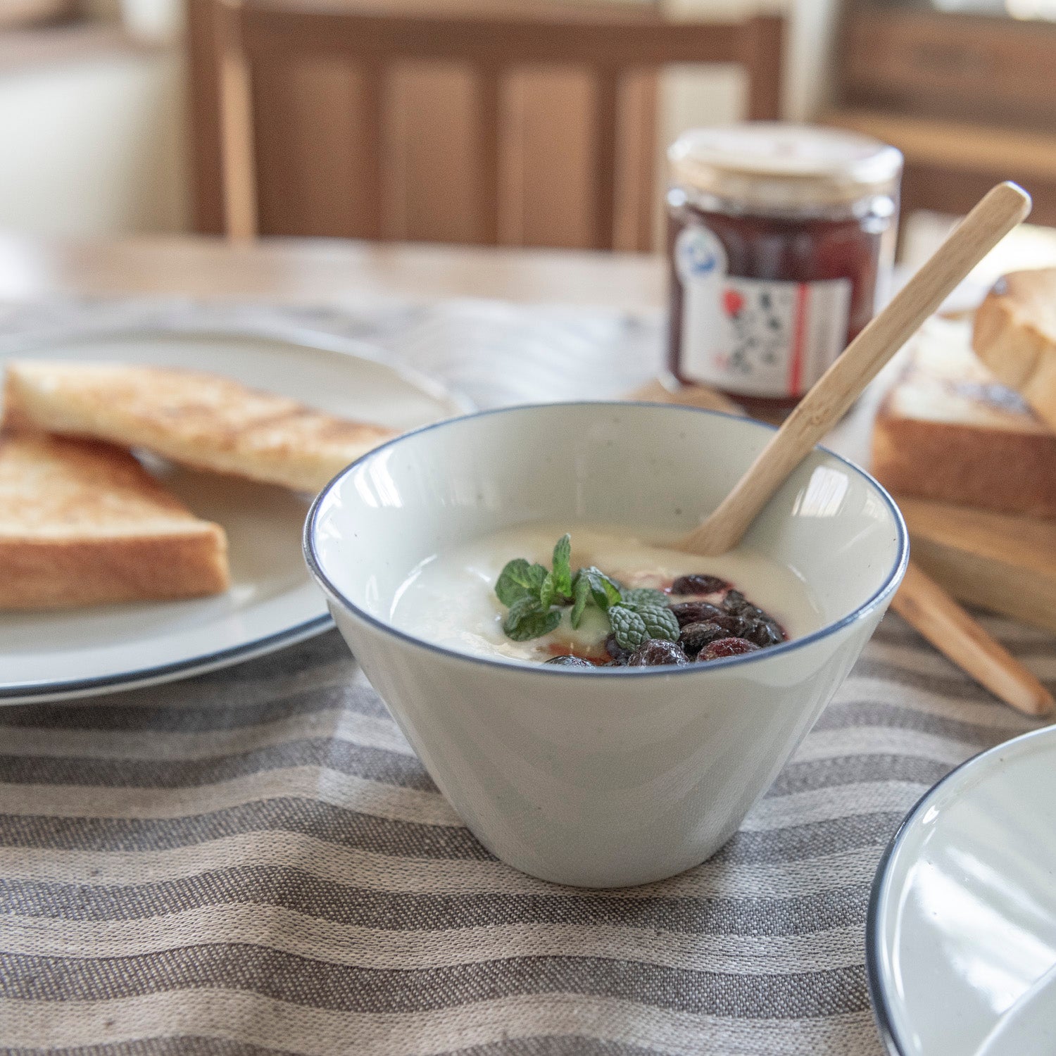OVANAKER<br>Bowl Small