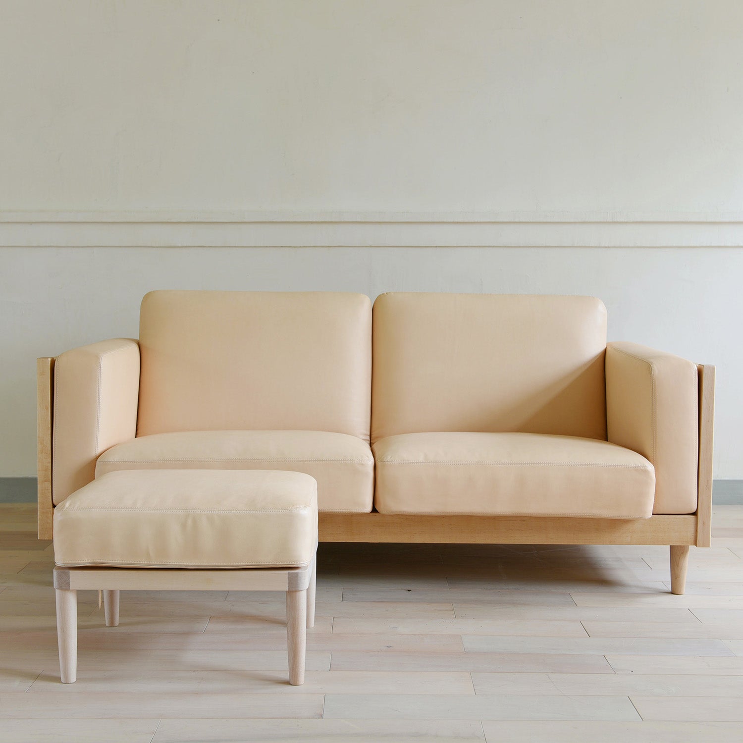 Wood Frame Sofa Classic Mサイズと合わせて。