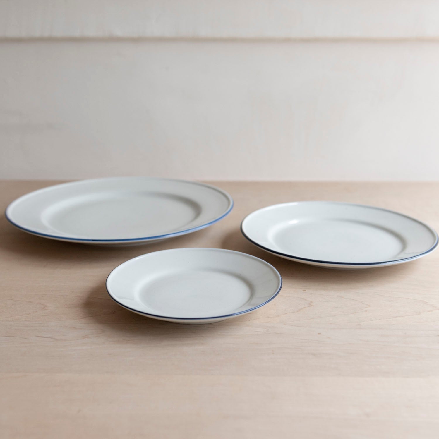 OVANAKER<br>Plate