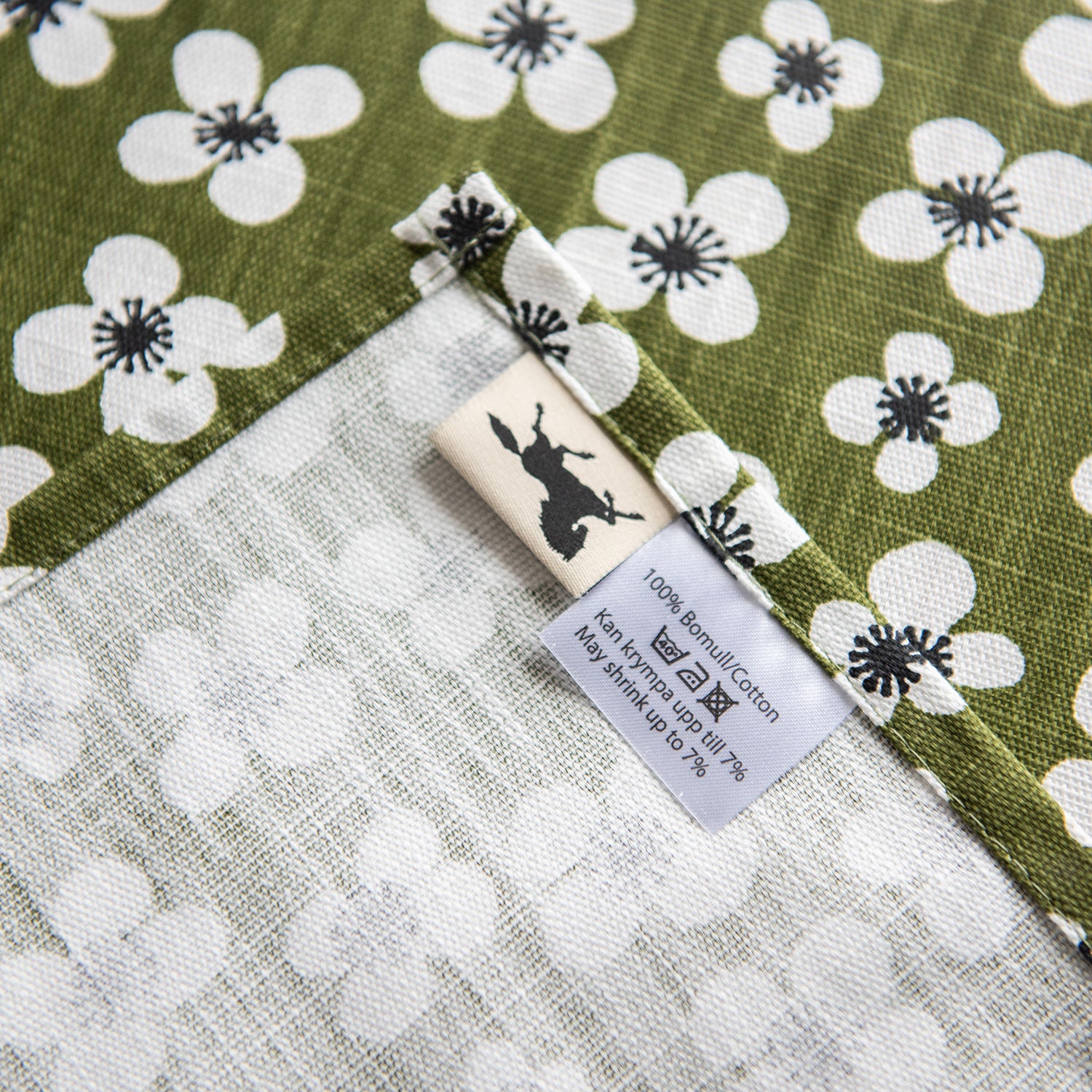 Belle Amie テーブルランナー