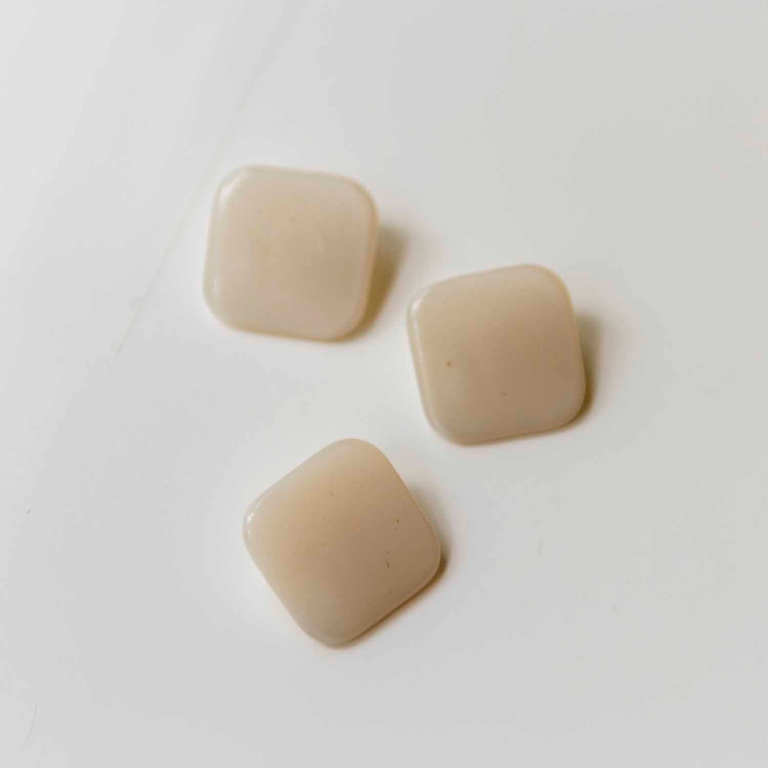 【5set】【Vintage】 square white button