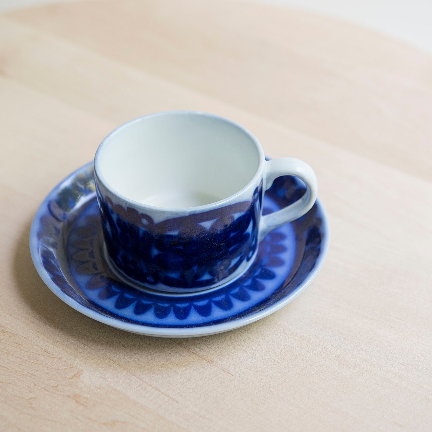 【Vintage】Stig Lindberg” Blahusar “ cup & saucer