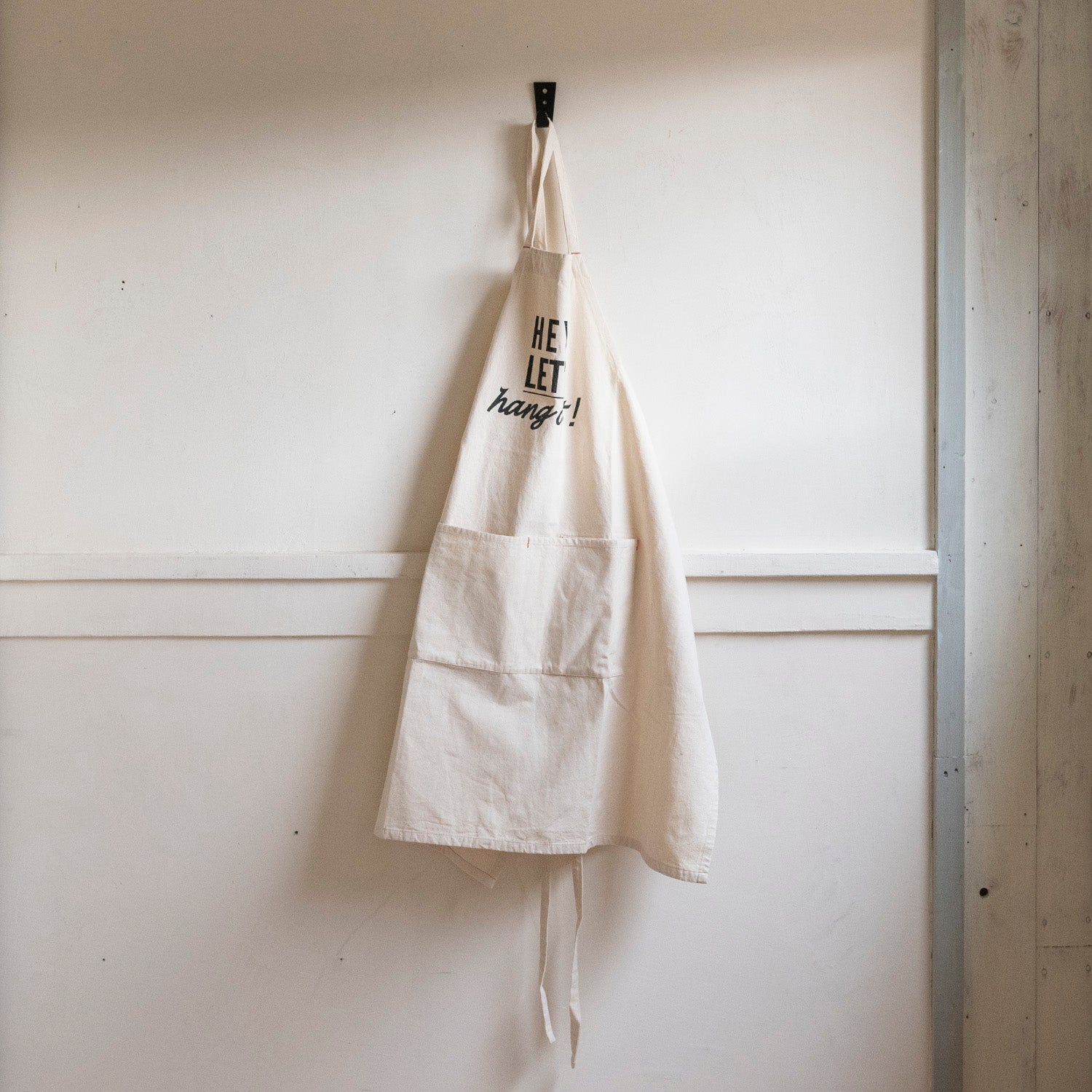 BASIC APRON <br>A HEY!