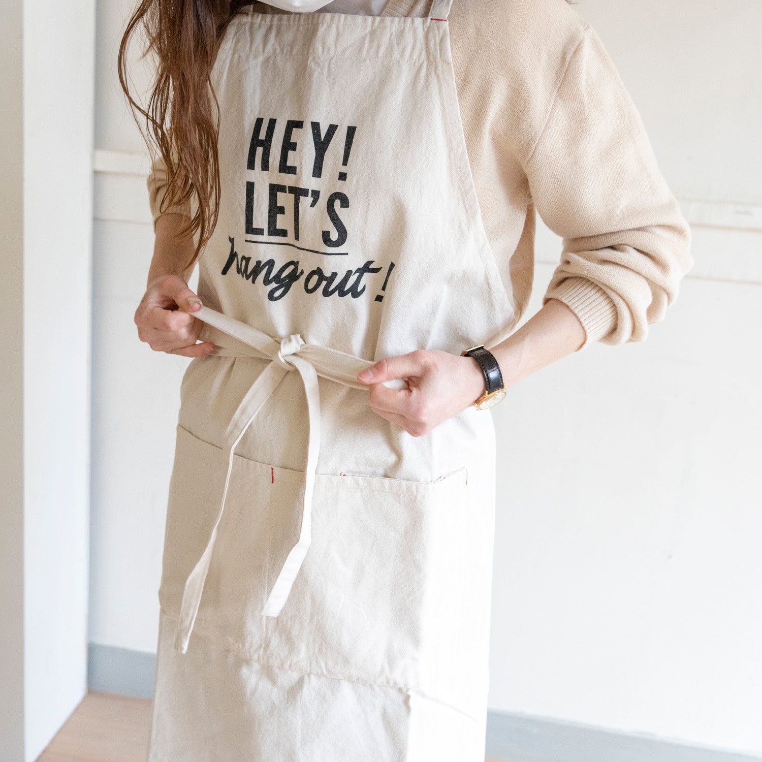 BASIC APRON <br>A HEY!
