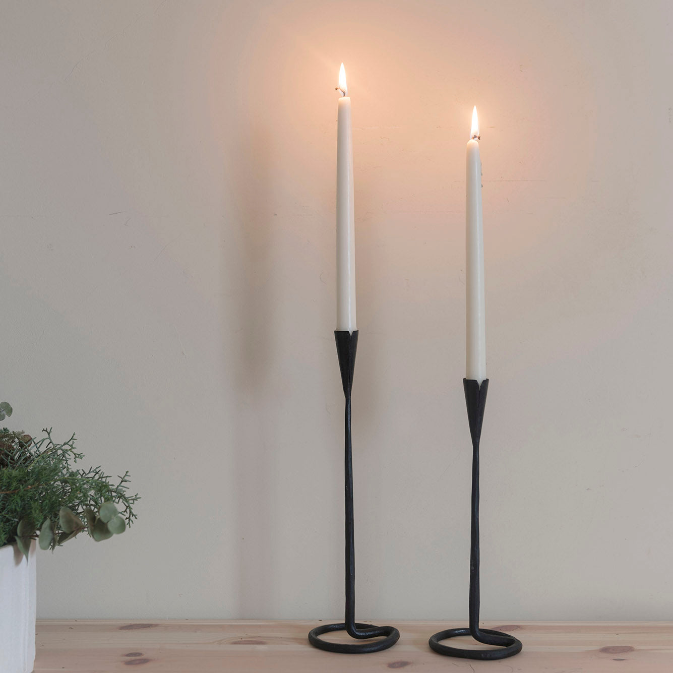 Iron candle stand