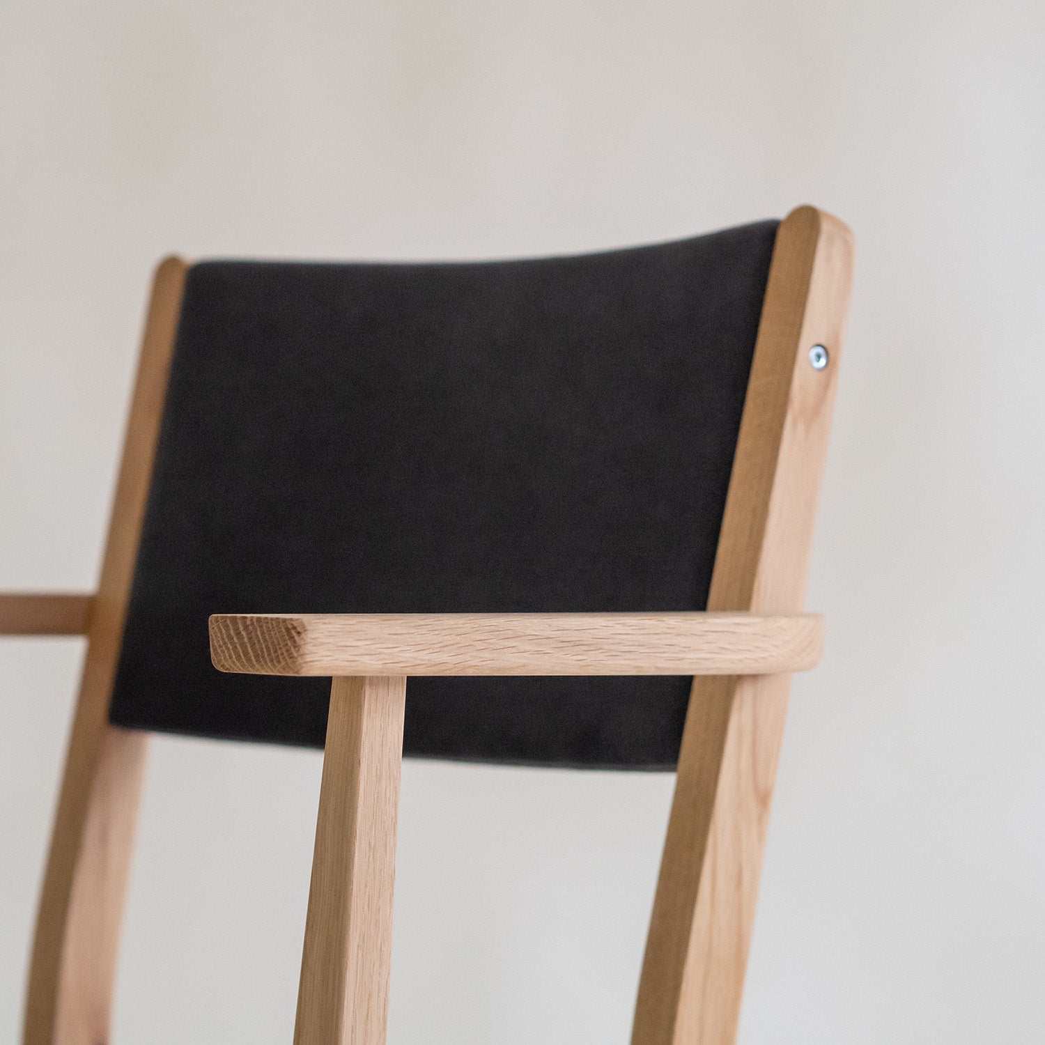 LIM Arm Chair