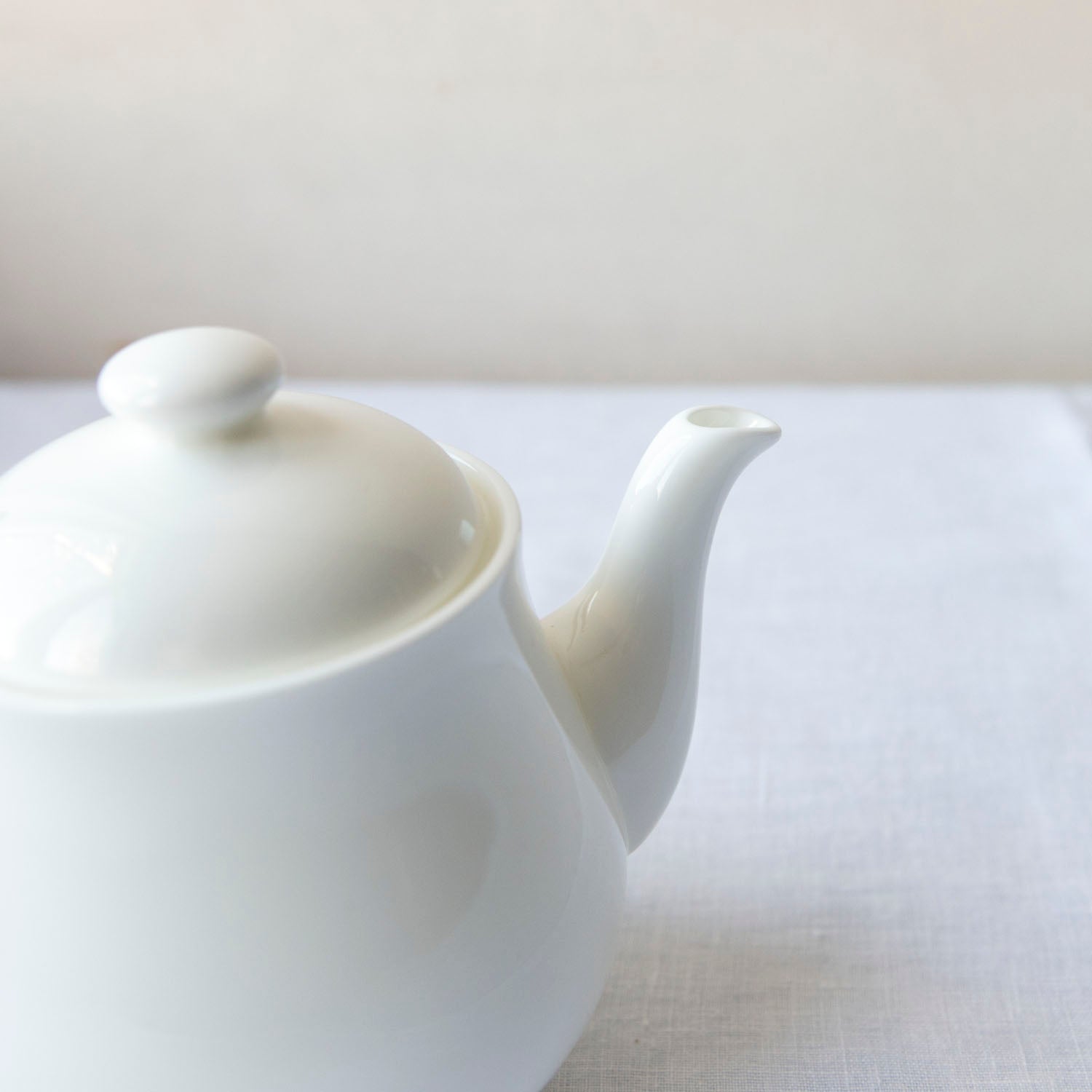 Feast Tea Pot