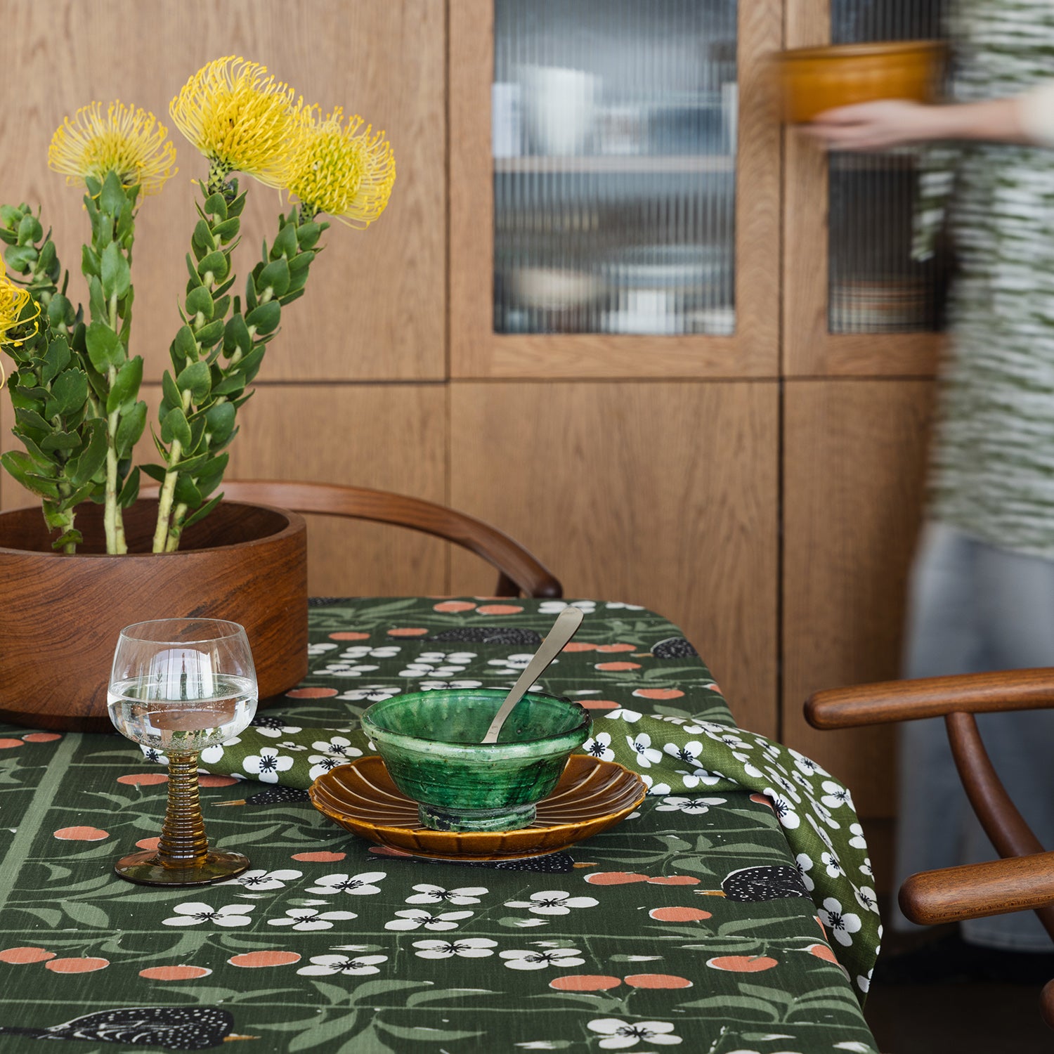 Körsbärsträdgården テーブルクロス