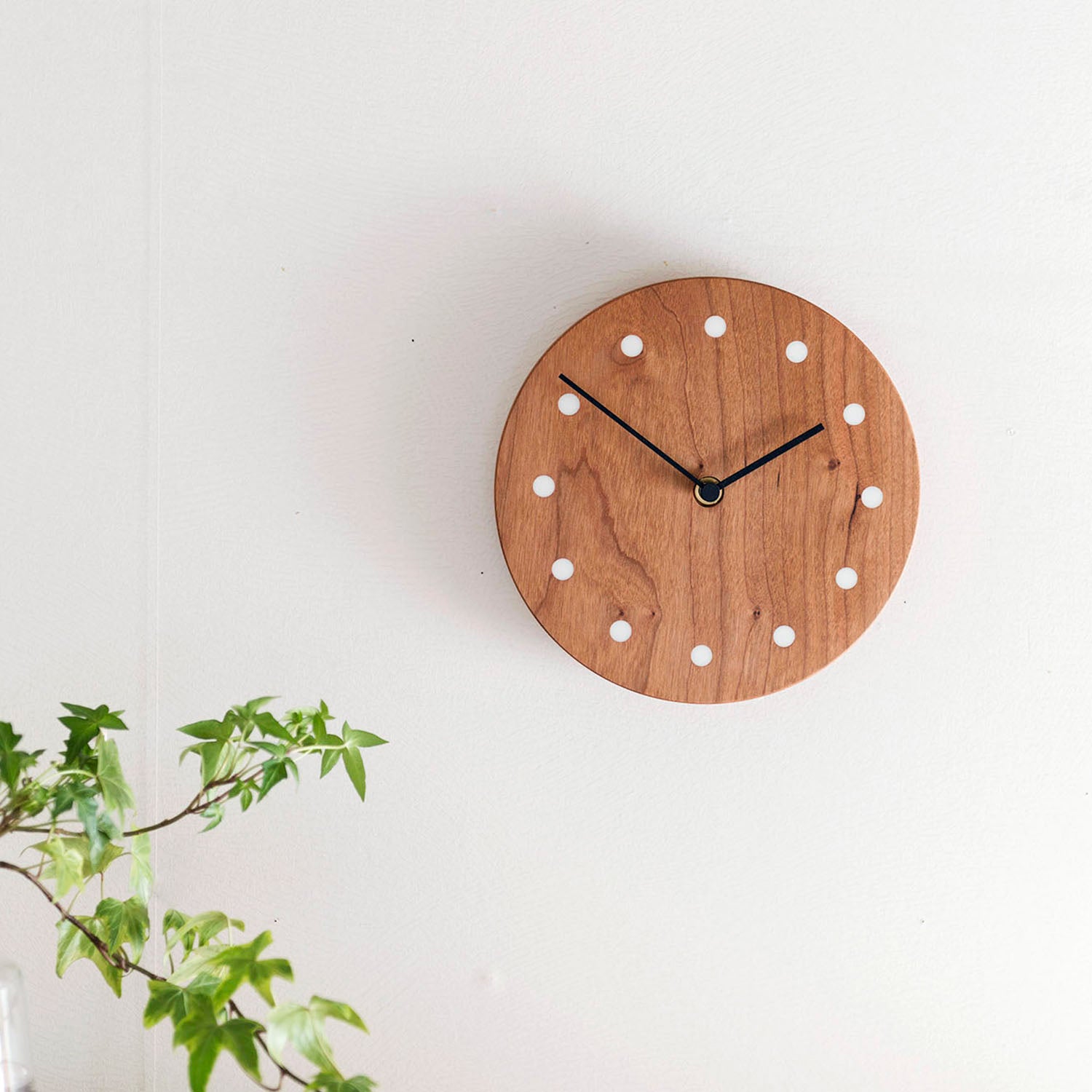 Wall Clock Round