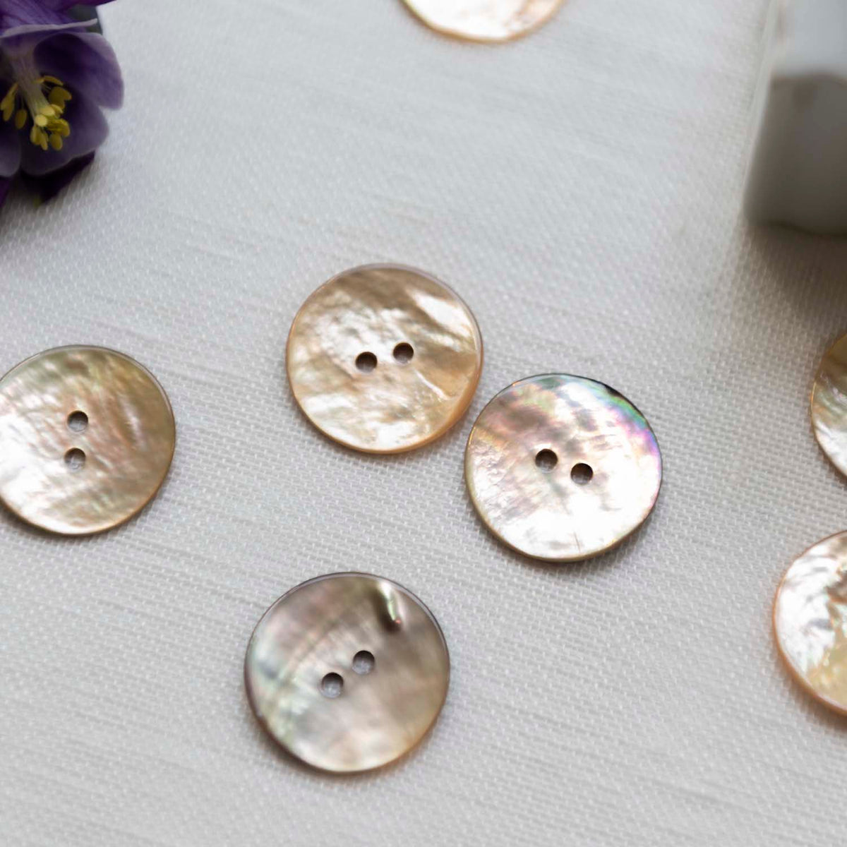 Dyeable Shell Button 【Vintage】 yellow shell button